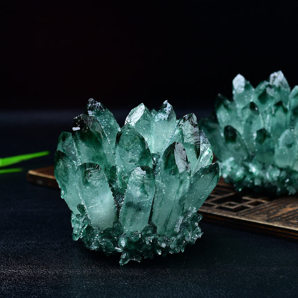Green Quartz Crystal Cluster Specimen, Transparent Prism Crystal Geode Desk Decor Ornament