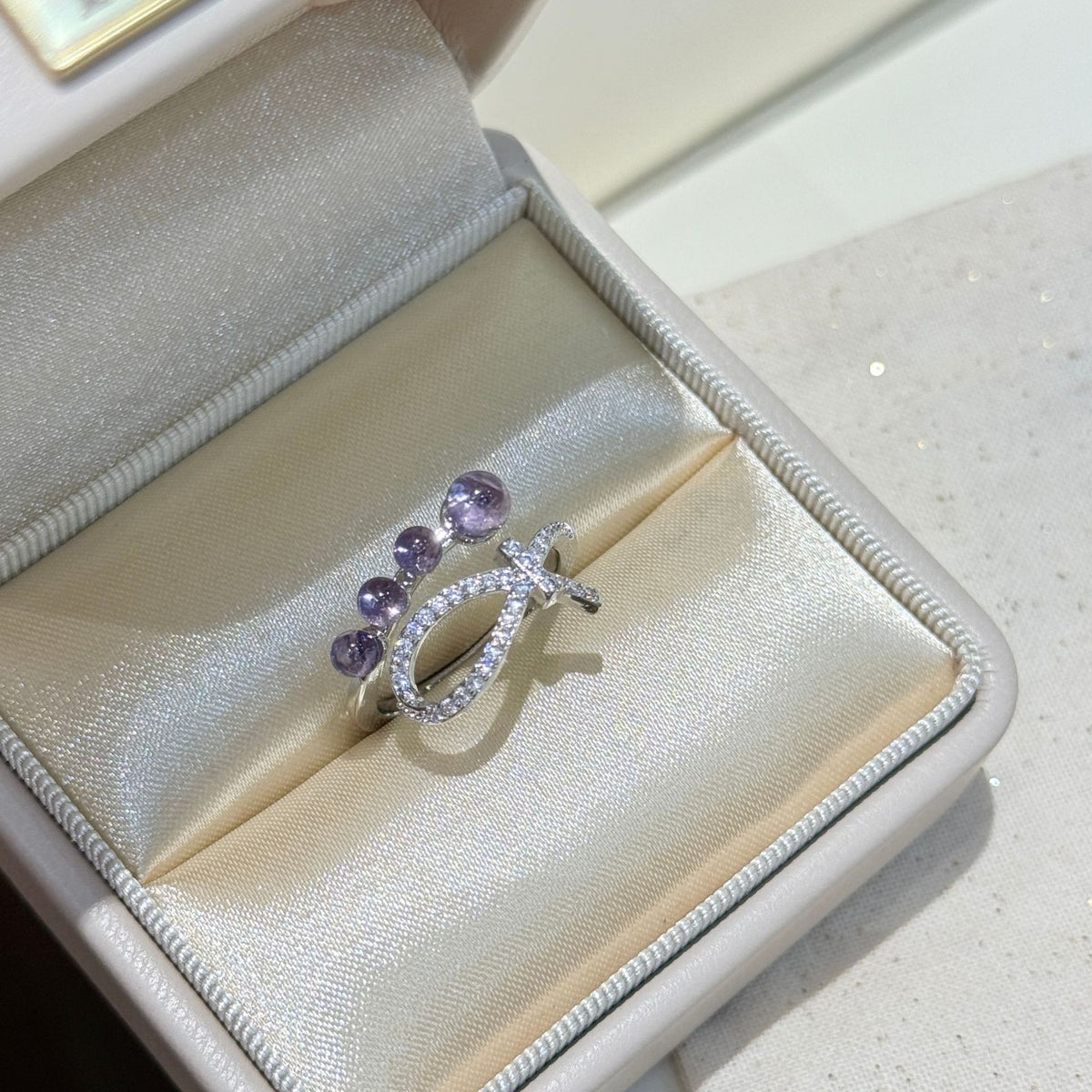 Silver Tone Pave CZ Bow Ring With Gradient Purple Crystal Beads Women Fashion Statement Open Ring Jewelry