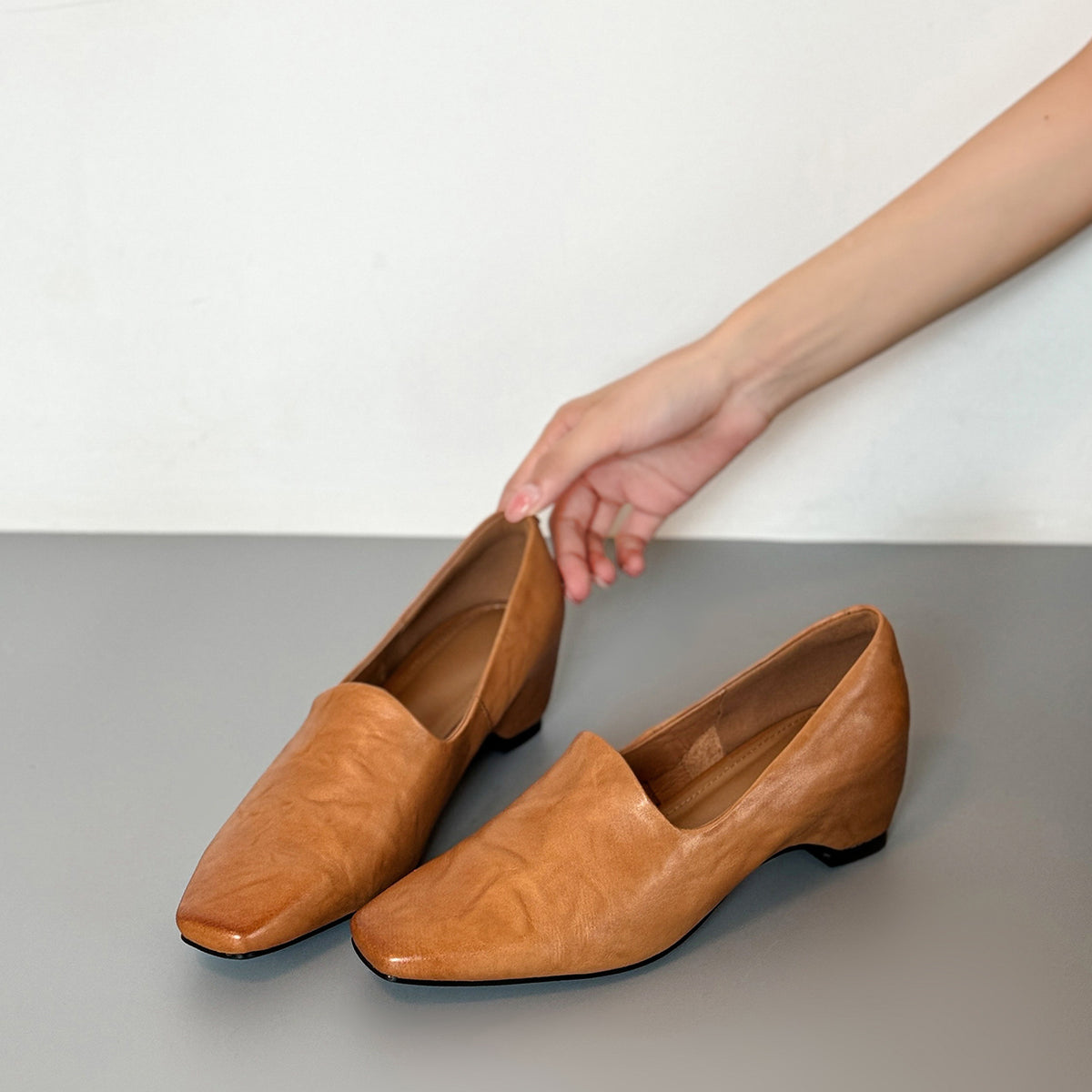 Square Toe V‑Cut Wedge Loafer Pumps, Soft Leather Slip‑On Low Wedge Heel Dress Shoes for Women